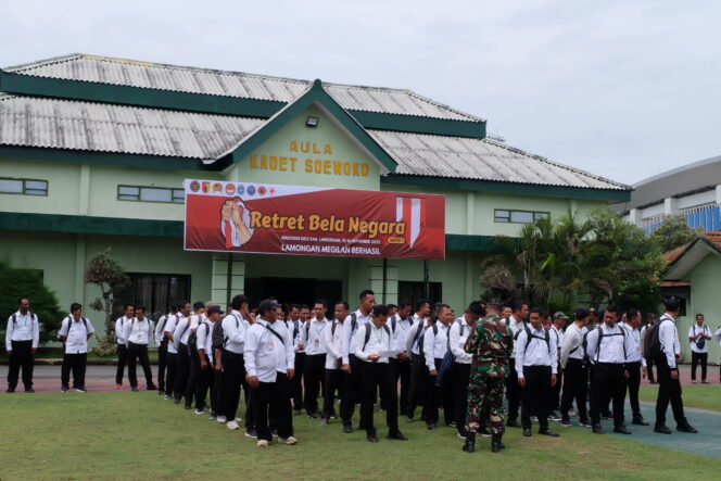 
					Keterangan: Guru Garda Terdepan, Retret Bela Negara Cetak Pendidik Berkarakter untuk Indonesia Emas 2045