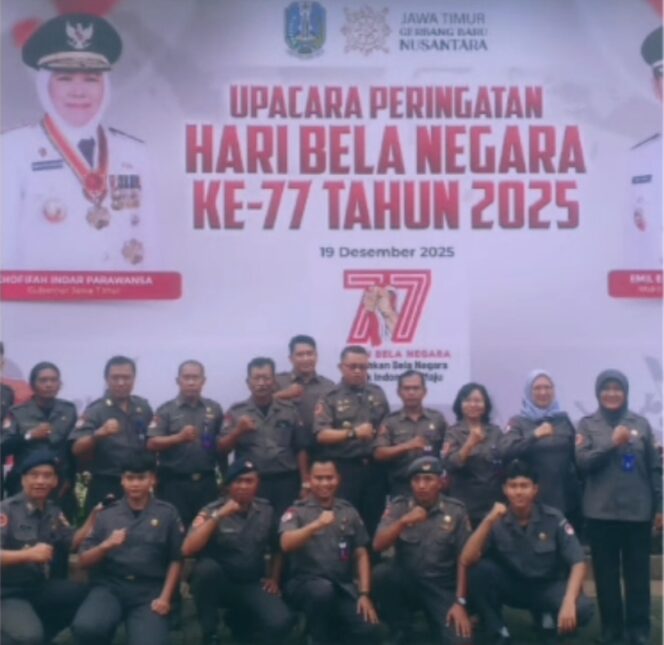 
					Peringati Hari Bela Negara bersama Gubernur jawa timur Forum Kader Bela Negara Hadiri Upacara