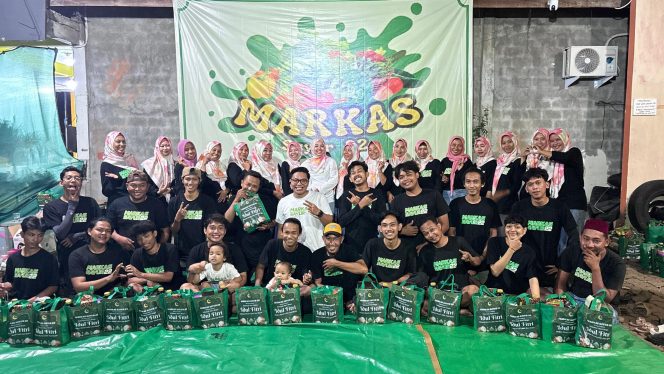 
					Berbagi di Malam Penuh Berkah, Markas Sayur 22 Bagikan 1.000 Paket Takjil Gratis di Jalur Dukun–Lasem