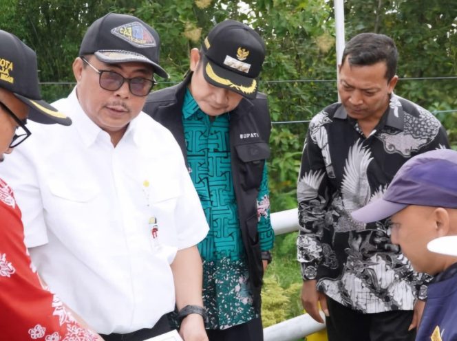 
					Siap Menghadapi kemarau, lamongan dapat kado bantuan sarana irigasi dari kementan