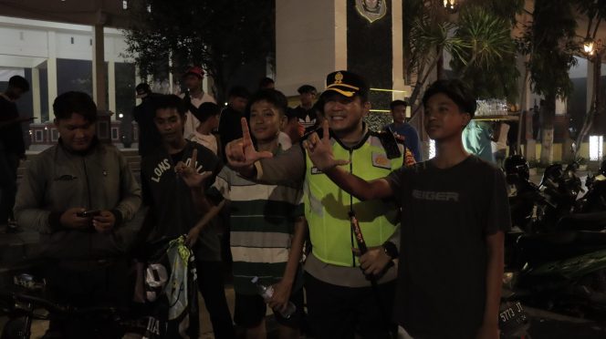 
					Pengamanan Ketat Warnai Perayaan HUT ke-59 Persela, Pendekatan Humanis Jadi Sorotan