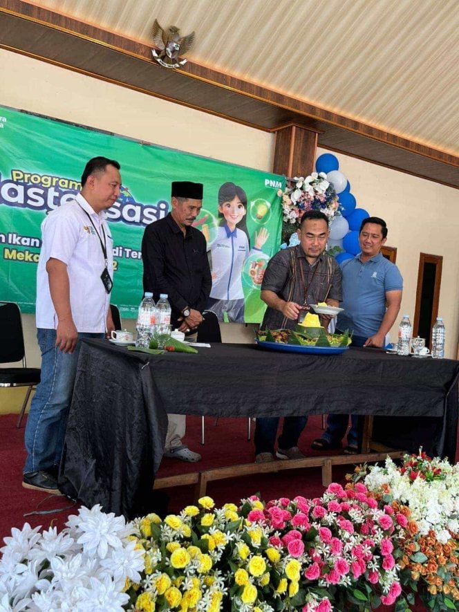 
					Klasterisasi UMKM PNM Mekaar & Peresmian Perpanjangan Ruang Pintar